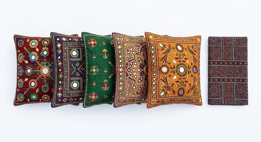 Mirror Work Cushion Bundle — photo 4